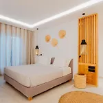 Oliving Mykonos Luxury מלון