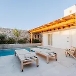 Oliving Mykonos Luxury מלון