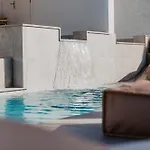מלון Oliving Mykonos Luxury Klouvas