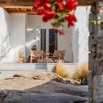 מלון Oliving Mykonos Luxury Klouvas