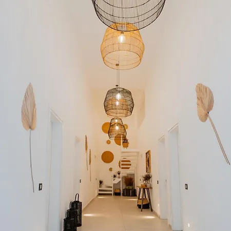 Oliving Mykonos Luxury 4* Klouvas