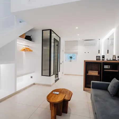 Hotel Oliving Mykonos Luxury 4*