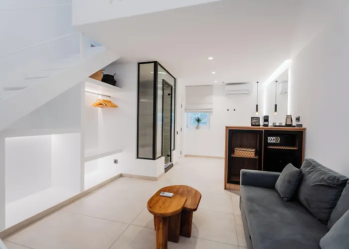 Hotel Oliving Mykonos Luxury 4*